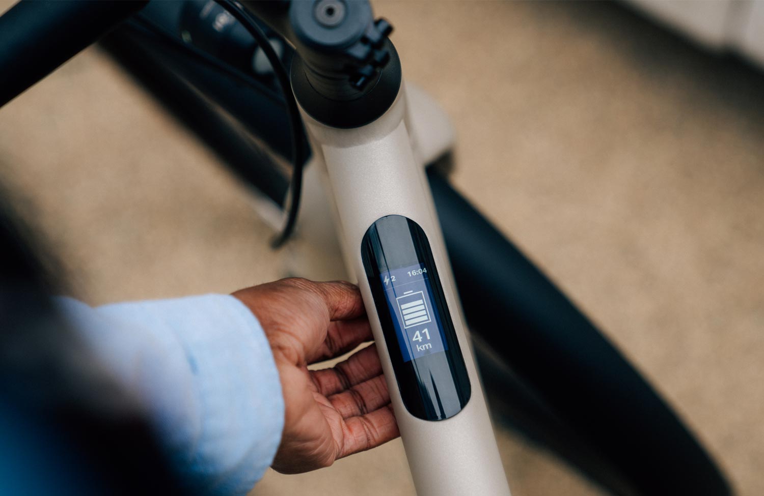 Einfach per USB-C aufladen: die neuen Ampler Nova E-Bikes machen es möglich! 4 Ampler Nova USB C E Bikes 2025 Display