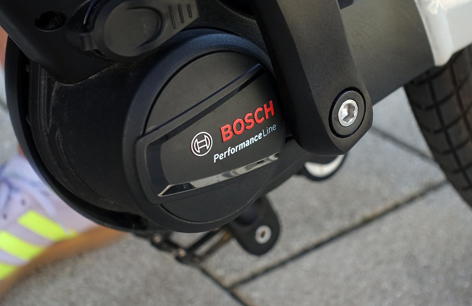 Moustache Lundi 27.6 im Test: zeitloser Klassiker mit modernen Features 7 Moustache Lundi 27 Test Review Bosch Motor