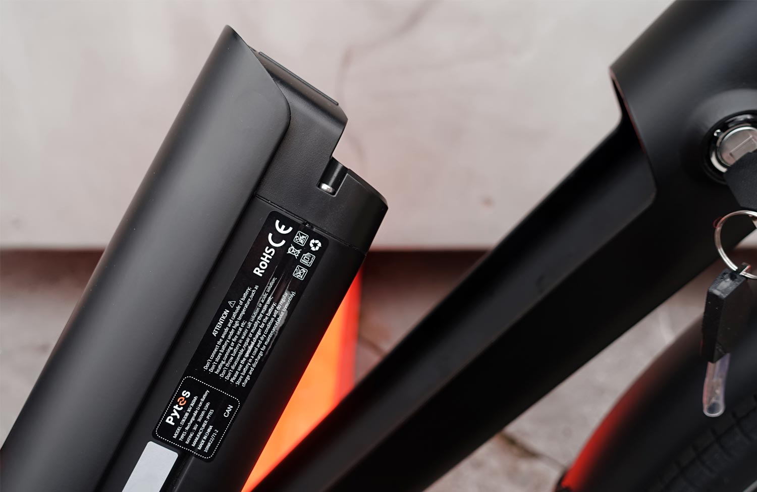 Tenways CGO 009 im Test: das neue Smart Bike mit GPS-Ortung, Boost-Funktion und neuem Motor 5 Tenways CGO 009 Test Review Urban Smart Bike Akku